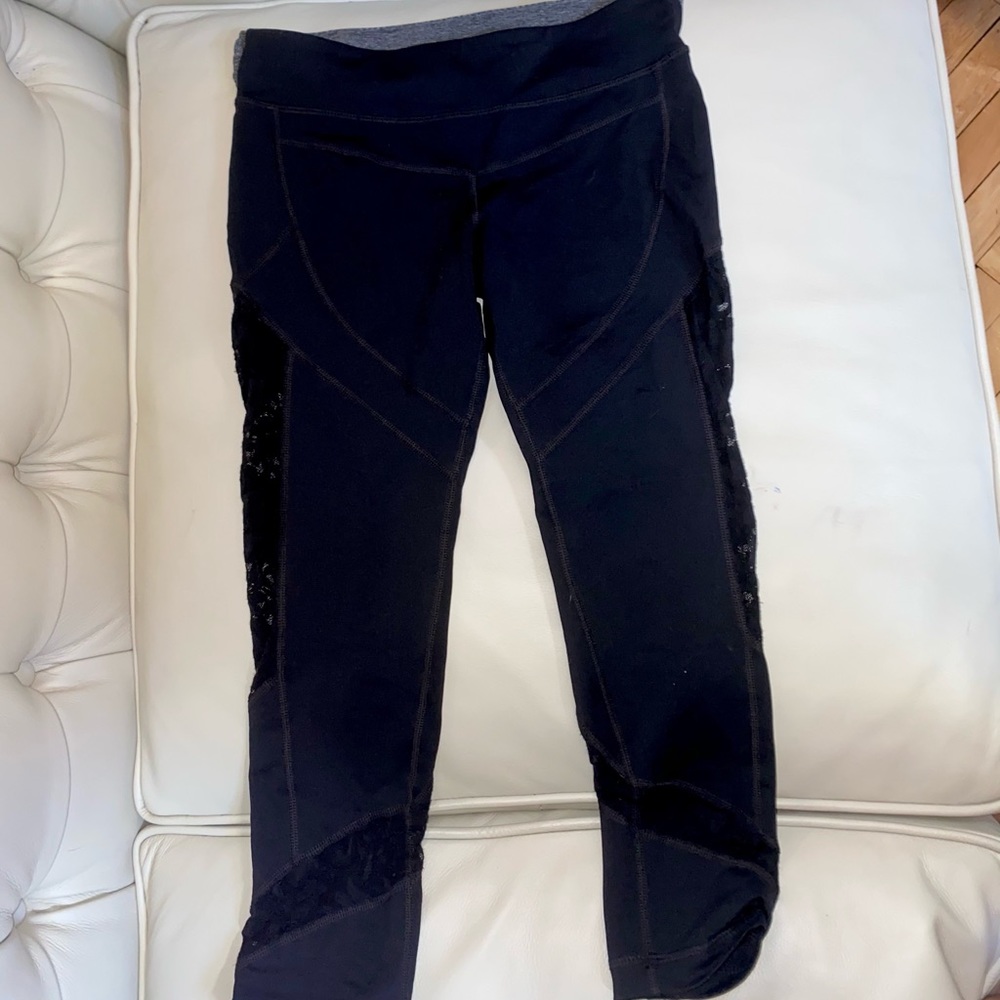 black leggings